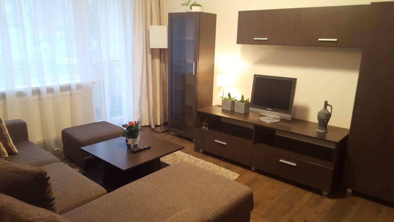 Apartamentai Dainu II Šiauliai Exterior foto